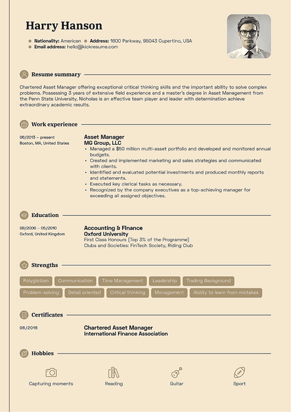 Blurred resume template made by Kickresume resume builder