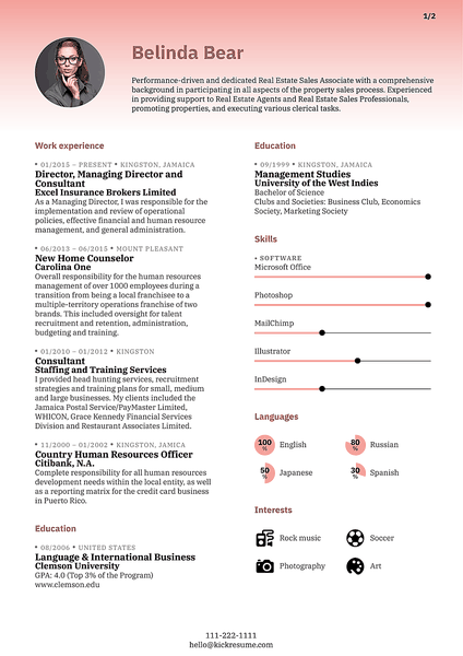 The “Gradient” resume template draws attention with its top gradient, while efficiently highlighting your skills with clear icons.