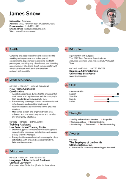 Preview of a creative resume template that comes free for all students thanks to the best CV maker Kickresume