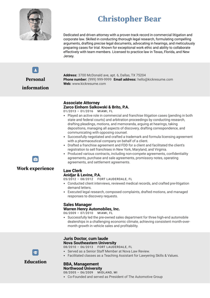 Head of Community & Customer Success at BrainAhead Resume Sample